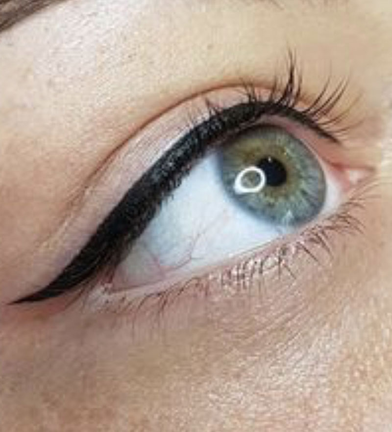 Top - Eyeliner Tattooing - Sydney Permanent Makeup